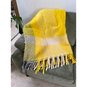 Vintage Lena Rewell 100% Mohair Yellow Made in Finland Throw Blanket